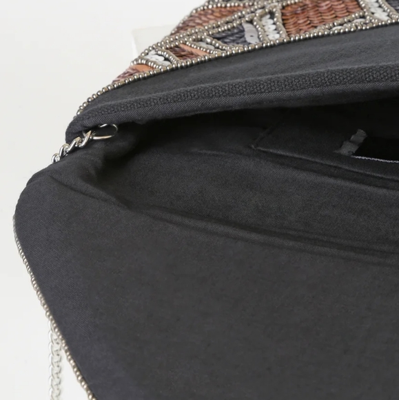 πΉ SOLD Gunmetal Multi Sequin Envelope Clutch - Picture 4 of 5